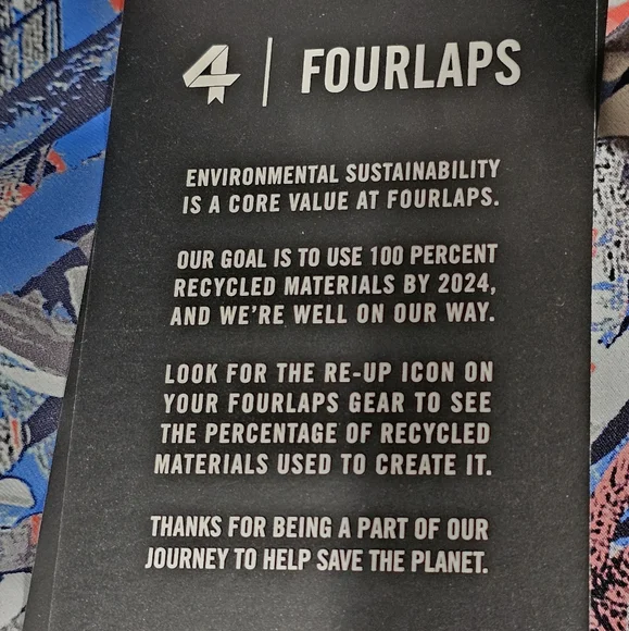 4 Laps Circuit Sports Bra In Confetti Camo Blue Size S NWT MSRP $58 - Picture 8 of 11